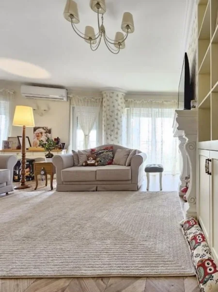 shitet , 126 m² 280.000 € (Kodra e diellit 2)