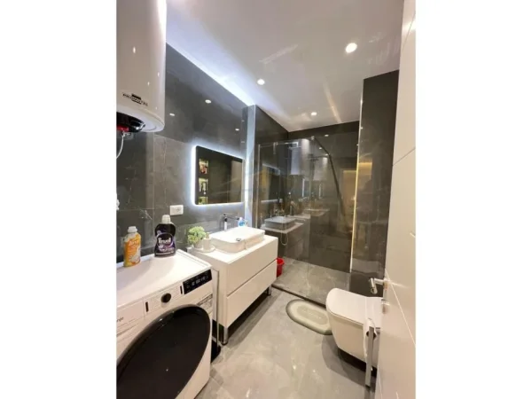 0683487469 Tirane, shitet apartament 1+1 Kati 8, 65 m² 123.000 € (ASTIR)