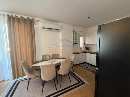 Tirane, shitet apartament 2+1 Kati 8, 190 m² 135.000 € 