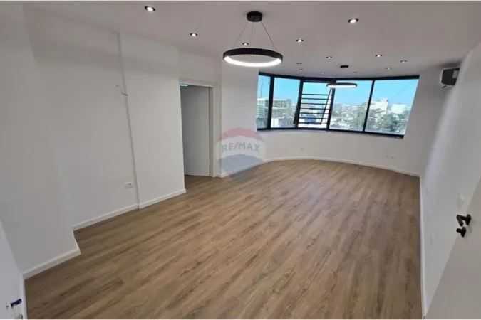 Tirane, shitet apartament 2+1 , 84 m² 215.000 € (ID: 530181053-622)