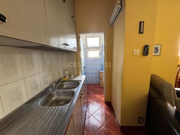 Tirane, shitet apartament 1+1 Kati 3, 64 m² 135.000 € (Pazari i ri)