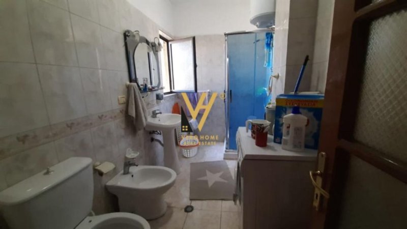 Tirane, shitet apartament 3+1+2+Ballkon Kati 5, 117 m² 170.000 € (RRUGA E DIBRES)