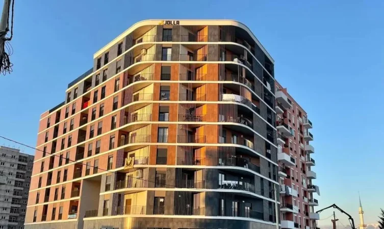 Tirane, jepet me qera apartament 1+1 Kati 1, 75 m² 500 € (KOMPLEKSI JOLLA)