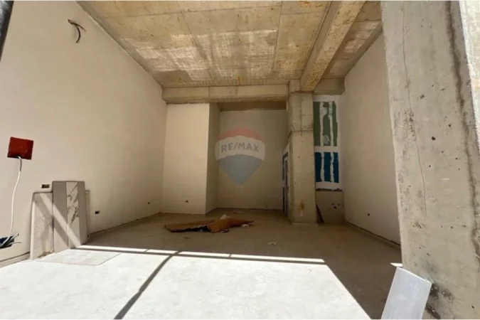 Tirane, jepet me qera ambjent biznesi Kati 0, 50 m² 1.500 € (Zogu i Zi)