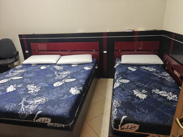 Tirane, jepet me qera apartament 2+1 Kati 3, 98 m² 800 € (DON BOSKO)