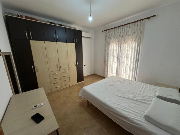Tirane, jepet me qera apartament 2+1+Ballkon Kati 3, 85 m² 520 € (Artan Lenja)