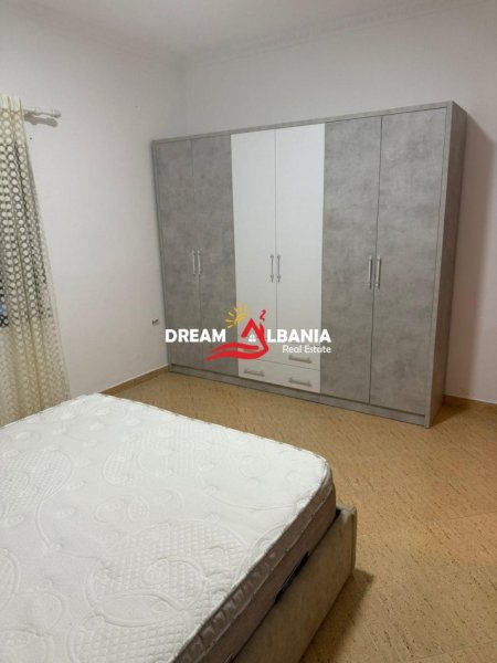 Tirane, jepet me qera apartament 2+1 Kati 1, 125 m² 1.000 € (tek rruga Elbasanit)