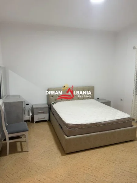 Tirane, jepet me qera apartament 2+1 Kati 1, 125 m² 600 € (tek rruga Elbasanit)
