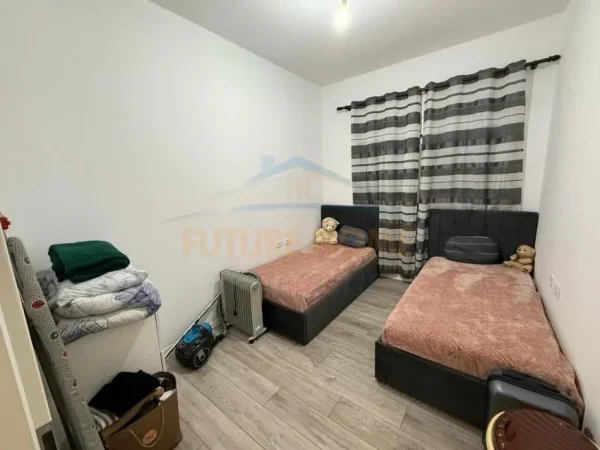 0683487469 Tirane, shitet apartament 2+1 Kati 2, 88 m² 140.000 € (Kompleksi Mangalem)