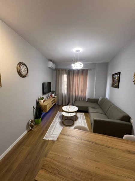 Tirane, shitet apartament 1+1 Kati 3, 61 m² (ASTIR)