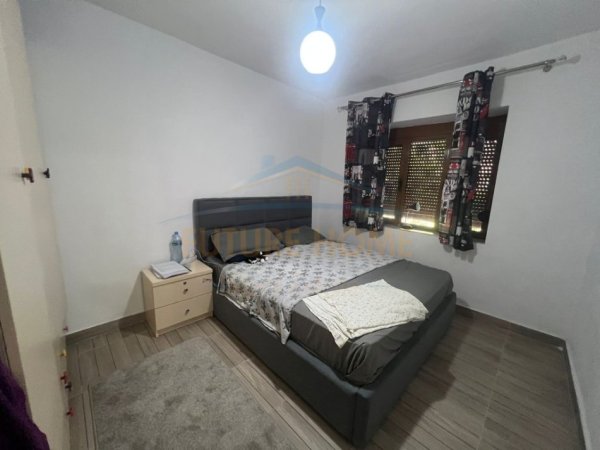 0683487469 Tirane, shitet apartament 1+1 Kati 2, 74 m² 85.000 € (Laprake , Prane Kupoles)