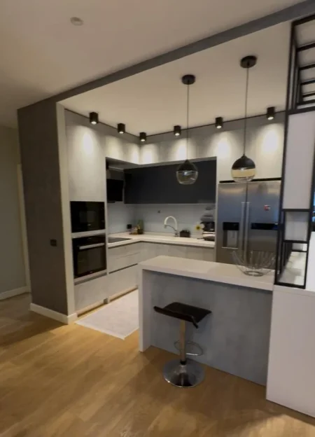 Tirane, shitet apartament 2+1 , 211.000 € (Kopshti Botanik)