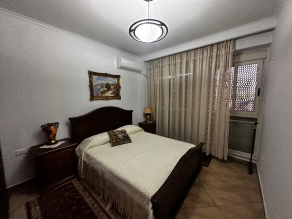 Tirane, jepet me qera apartament 2+1 Kati 3, 100 m² 750 € (Kompleksi Delijorgji)