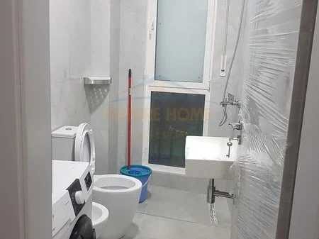 0683487469 Tirane, jepet me qera apartament 1+1 Kati 3, 55 m² 650 € (Prane Shkolles Kristaq Rama)