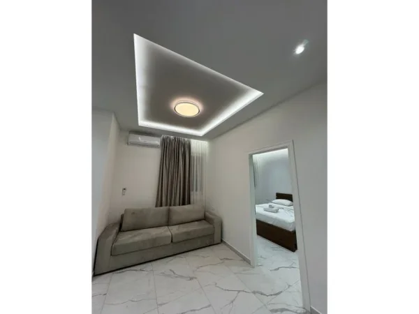 0683487469 Tirane, jepet me qera apartament 1+1 Kati 1, 60 m² 450 € (Mbrapa Concord Center)