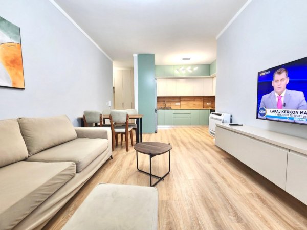 ⚪️ Jepet Me Qera : 2+1+2wc & Garazhd 📍Stacioni Trenit (Rr.Karl Gega Mulliri Vjetër ) 750€