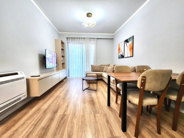 ⚪️ Jepet Me Qera : 2+1+2wc & Garazhd 📍Stacioni Trenit (Rr.Karl Gega Mulliri Vjetër ) 750€