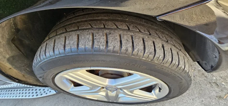 Tirane, shes makine Mercedes Benz ML 320 (w164) Naft, e zeze automatik Kondicioner 250.000 km 7,650 €