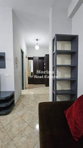 Tirane, jepet me qera apartament 1+1+Ballkon Kati 3, 65 m² 400 € (Astir)