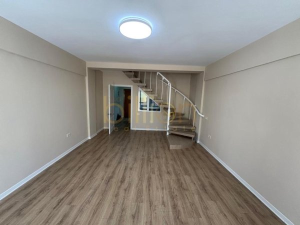 Tirane, jepet me qera , 100 m² 1.300 € (Qender)