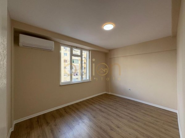 Tirane, jepet me qera , 100 m² 1.300 € (Qender)