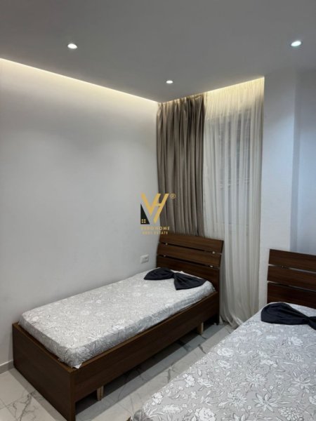 Tirane, jepet me qera apartament 1+1+Ballkon Kati 1, 60 m² 450 € (5 MAJI)