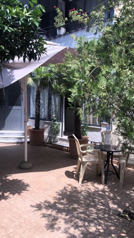 Tirane, jepet me qera apartament 1+1 Kati 1, 40 m² 350 € 