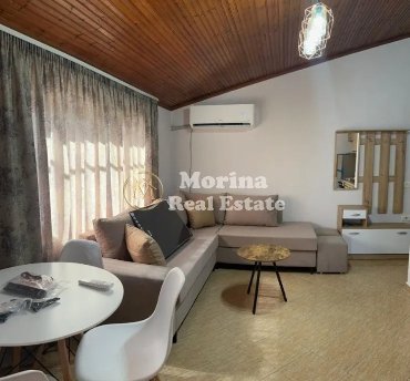 Tirane, jepet me qera apartament 1+1 Kati 3, 55 m² 400 € (Rruga 5 Maj)