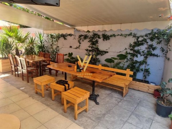 Tirane, jepet me qera ambjent biznesi Kati 0, 150 m² 500 € (LIQENI I THATE)
