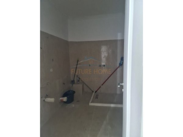 Tirane, shitet 2+1 Kati 5, 72 m² 155.000 € 