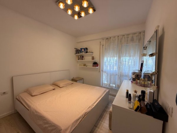 Tirane, shitet apartament 1+1 Kati 6, 42 m² 83.000 € (5 Maji DN Market)
