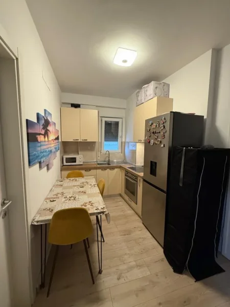 Tirane, shitet apartament 1+1 Kati 6, 42 m² 83.000 € (5 Maji DN Market)