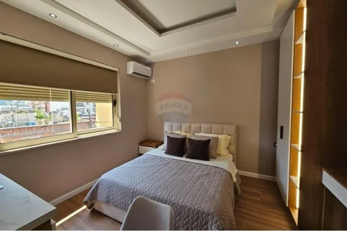 Tirane, shitet apartament 4+1 Kati 5, 125 m² 350.000 € 