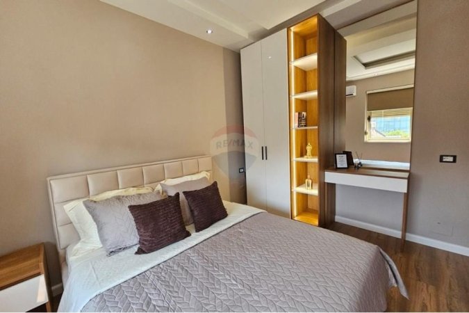 Tirane, shitet apartament 4+1 Kati 5, 125 m² 350.000 € 