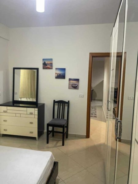 Tirane, jap me qera apartament 1+1+Ballkon Kati 9, 70 m² 450 € (Rruga Don Bosko)