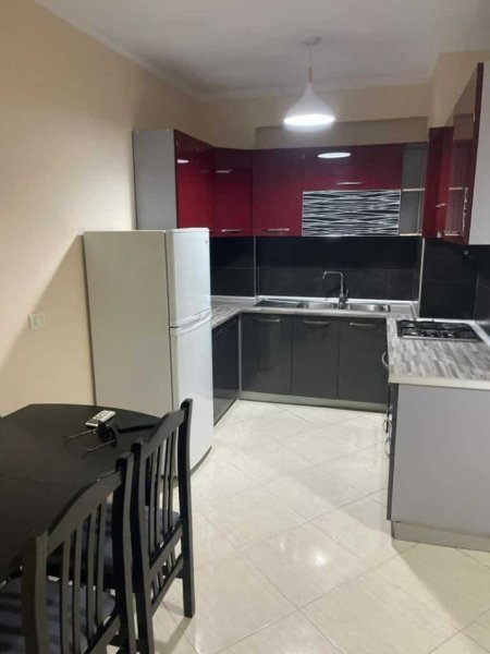 Tirane, jap me qera apartament 1+1+Ballkon Kati 9, 70 m² 450 € (Rruga Don Bosko)