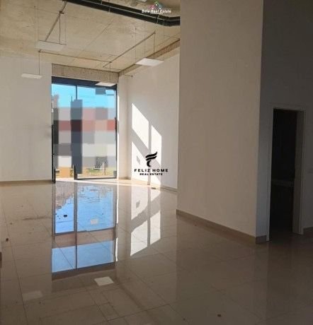 Tirane, jepet me qera dyqan Kati 0, 20 m² 1.500 € (NE HYRJE T ERRUGES)