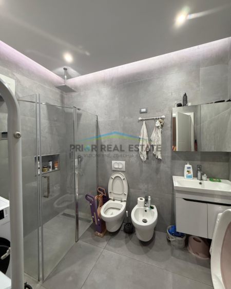 Tirane, shitet apartament 2+1+Verande Kati 2, 100 m² 13.400.000 ALL