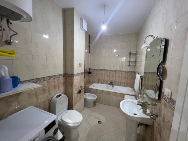 Tirane, shes apartament 2+1 Kati 4, 109 m² 229.000 € (komuna e parisit)