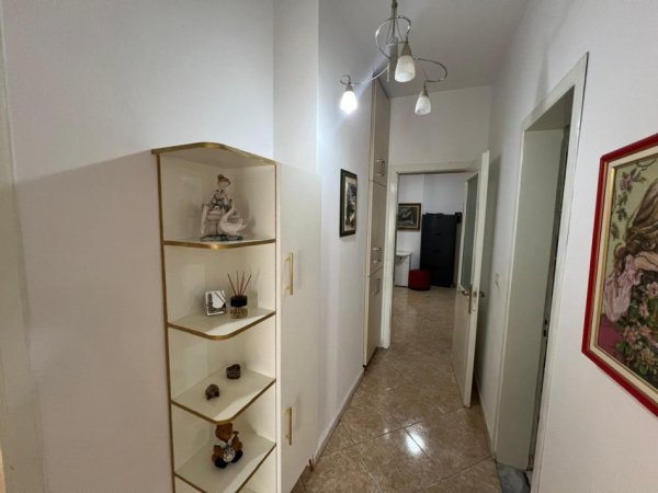 Tirane, shes apartament 2+1 Kati 4, 109 m² 229.000 € (komuna e parisit)