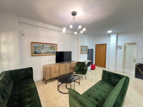 Tirane, shes apartament 2+1 Kati 4, 109 m² 229.000 € (komuna e parisit)