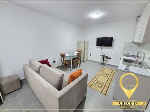 Tirane, jepet me qera apartament 1+1+Ballkon Kati 0, 50 m² 500 € (Ish - Atsh)