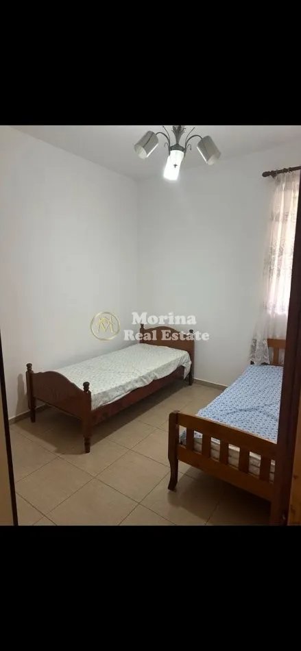 Tirane, jepet me qera shtepi 1+1 Kati 1, 60 m² 320 € (Bulevardi i Ri)