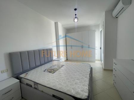 Tirane, jepet me qera apartament 2+1+Ballkon Kati 3, 94 m² 500 € 