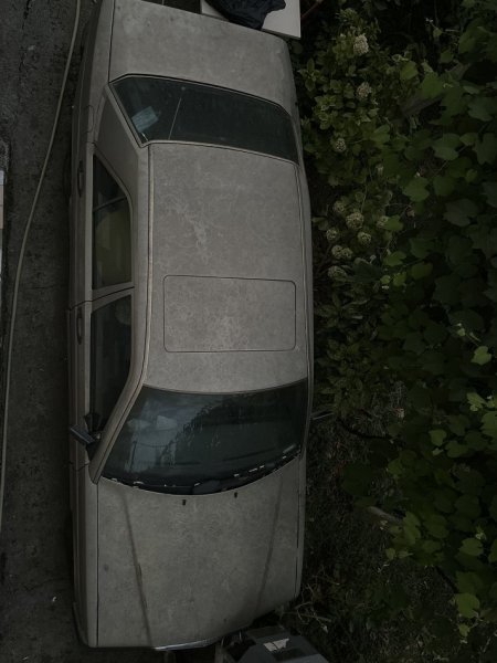 Tirane, shitet makine Benz 190 Nafte, bezhë automatik 2.000 €