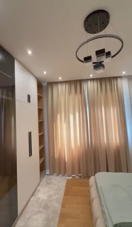 Tirane, shitet apartament 2+1+Ballkon Kati 1, 90 m² 245.000 € (Bilal sina)