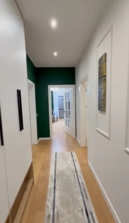 Tirane, shitet apartament 2+1+Ballkon Kati 1, 90 m² 245.000 € (Bilal sina)