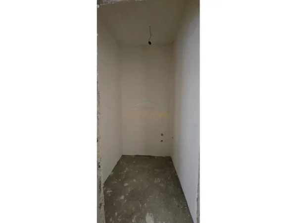 Tirane, shitet apartament 2+1+Ballkon Kati 2, 90 m² 159.000 € (BULEVARDI I RI)