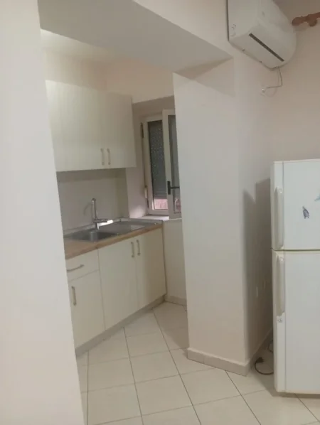 Tirane, jepet me qera apartament 1+1 Kati 3, 56 m² 410 € (rruga qemal guranjaku)
