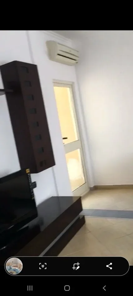 Tirane, jepet me qera apartament 2+1+Ballkon Kati 4, 90 m² 410 € 